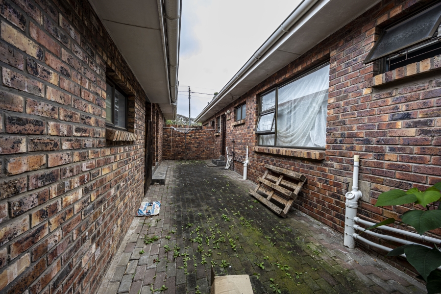 4 Bedroom Property for Sale in Nahoon Valley Park Eastern Cape